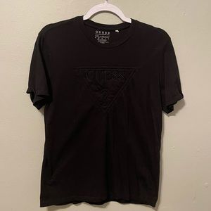 GUESS t-shirt